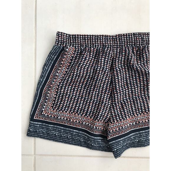 BCBGMaxAzria Issac Multicolor Print Shorts - Picture 6 of 6